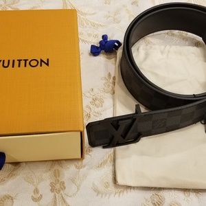 Men's Louis Vuitton Damier Graphite Initial Belt